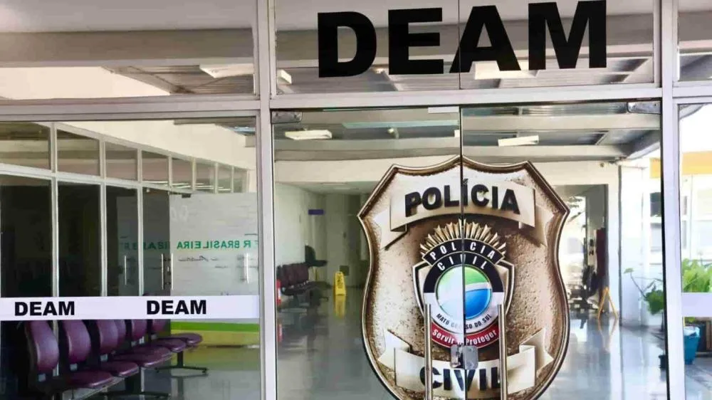 Mulher é perseguida pelo ex-marido e pede ajuda em shopping de Campo Grande