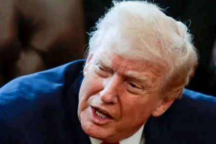 Trump diz que EUA precisam controlar Groenlândia para deter Rússia e China