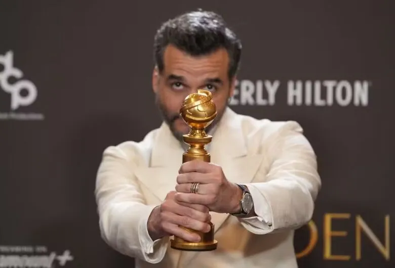 Wagner Moura vence prêmio de melhor ator no Globo de Ouro