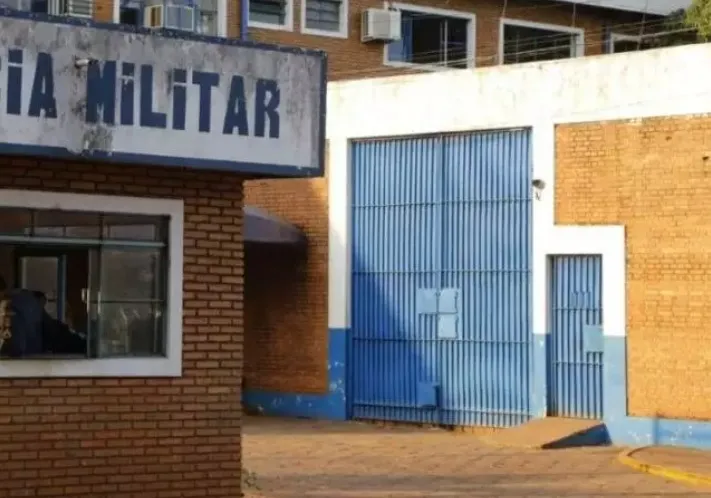 Após fuga de ex-policial, PM reforça segurança no Presídio Militar