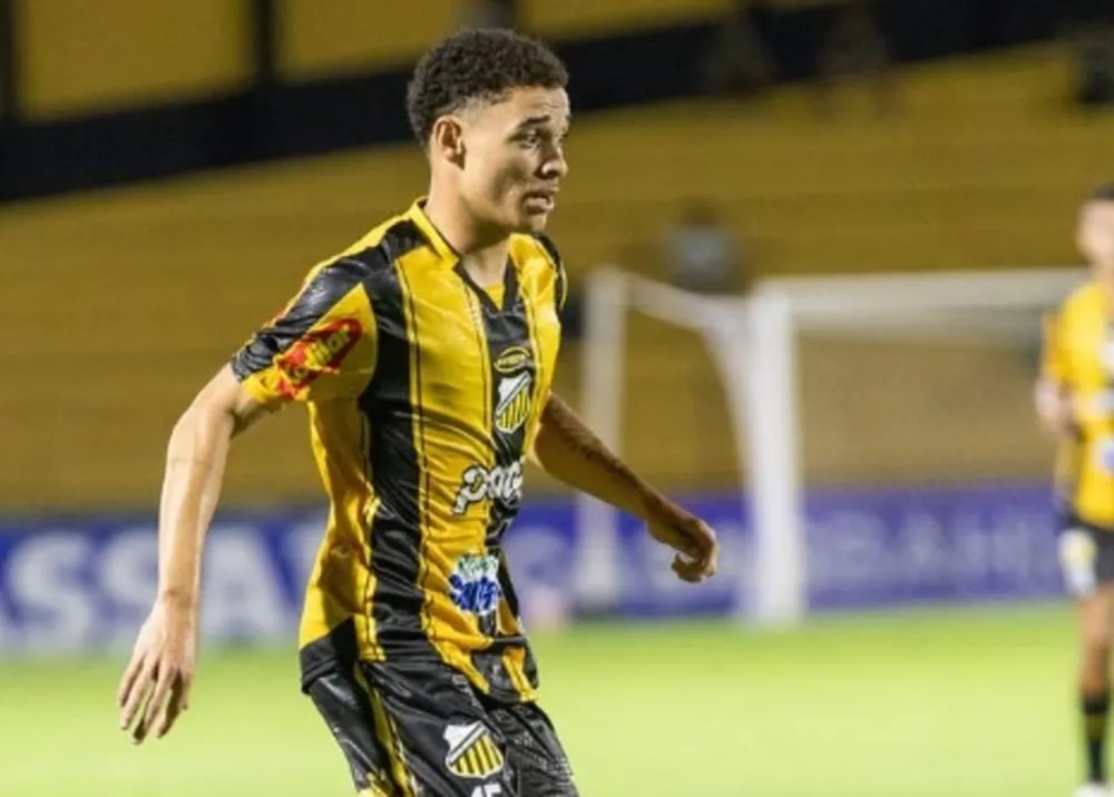Com um jogador a mais, Novorizontino bate o Guarani e se reabilita no Paulistão